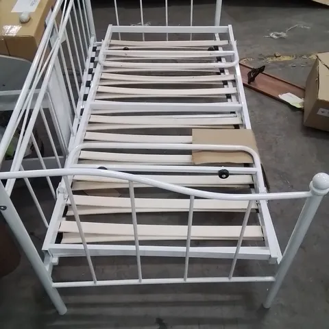 ZIGGY STEEL DAYBED WITH TRUNDLE WHITE SIZE SINGLE 