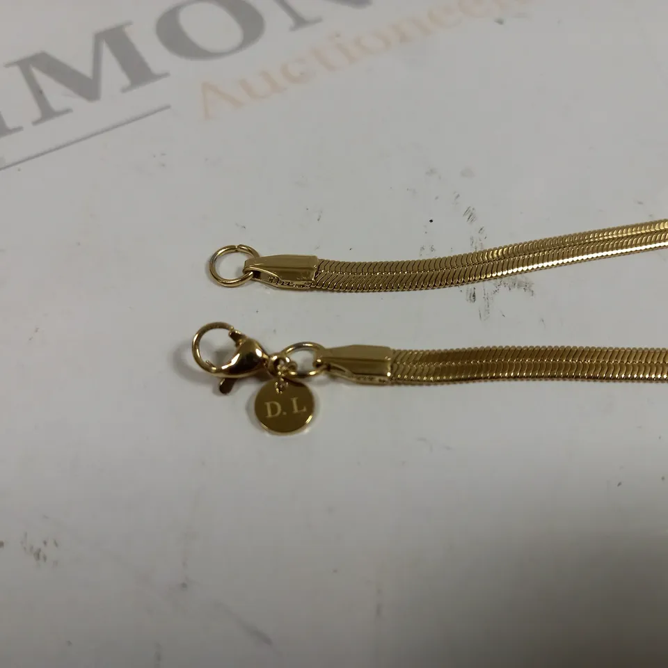 BOXED D.LOUISE NECKLACE