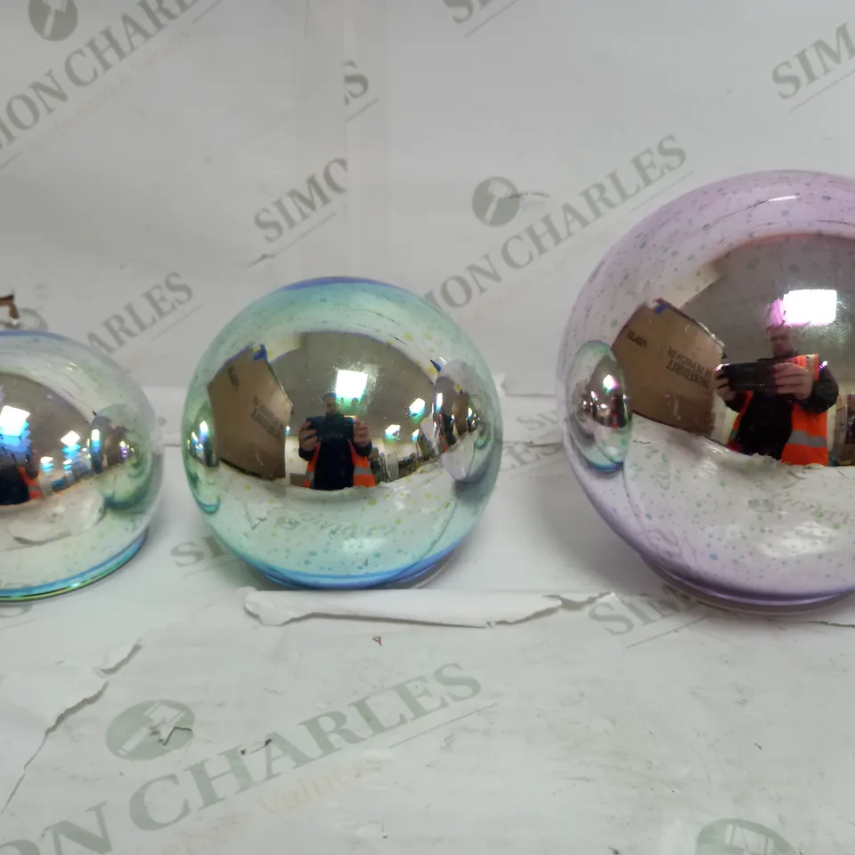 3 X BOXED MIRRORED BALL DECORATION
