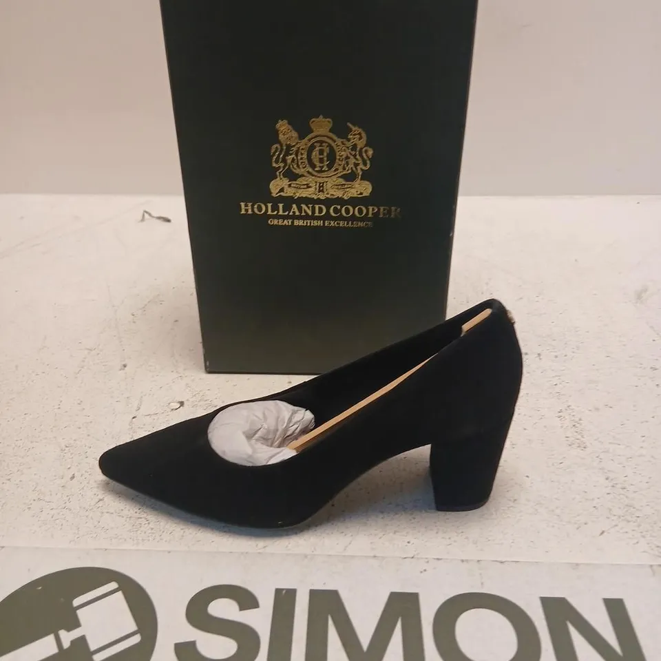 HOLLAND COOPER REGENCY COURT SHOE – BLACK SUEDE, UK SIZE 5 (WOMEN'S)