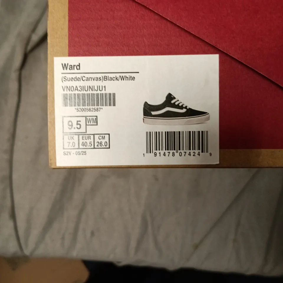 Vans Ward Old Skool Sneakers – Black/White (Suede & Canvas), UK 7