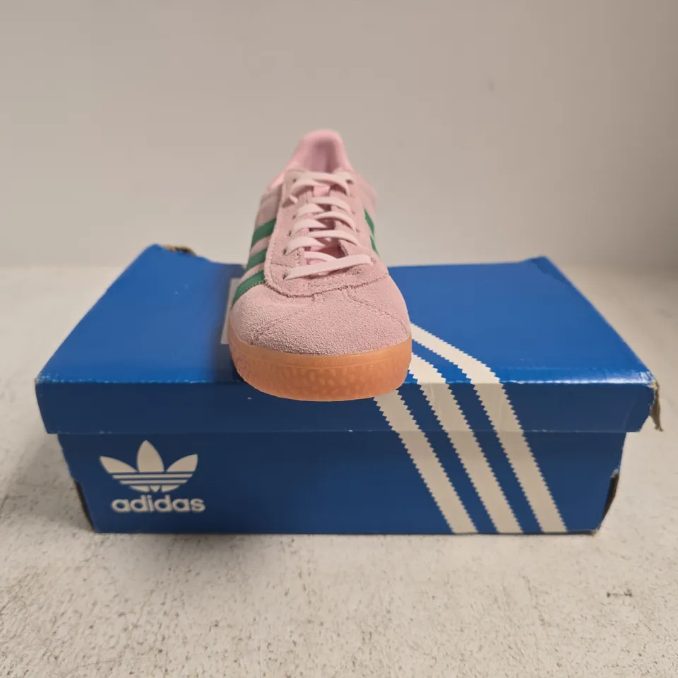 BOXED PAIR OF ADIDAS KID'S GAZELLE CF TRAINERS IN PINK/GREEN SIZE UK 1
