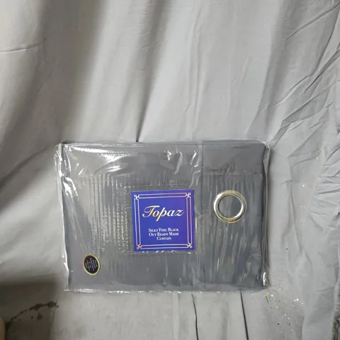 BOX OF APPROXIMATELY 10 X TOPAZ EYELET CURTAINS – SILKY FEEL BLACKOUT READY MADE, 46 X 54 INCHES (117 X 137 CM) 