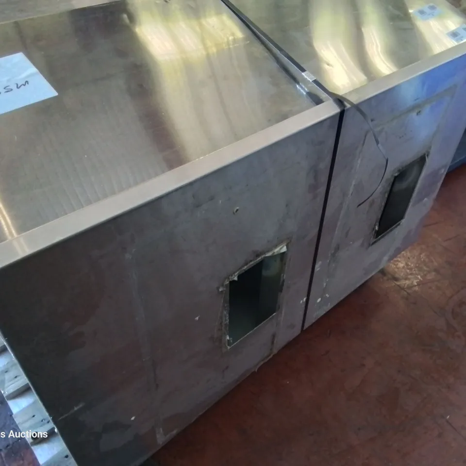 FOLLETS ICE STORAGE BIN Model 950S
