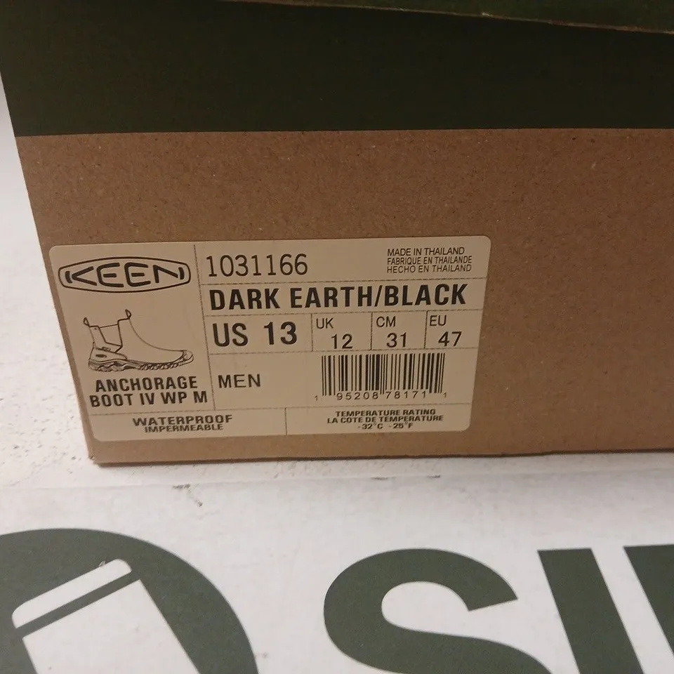 KEEN ANCHORAGE BOOT IV WP MEN'S DARK EARTH/BLACK – UK 12 (US 13)