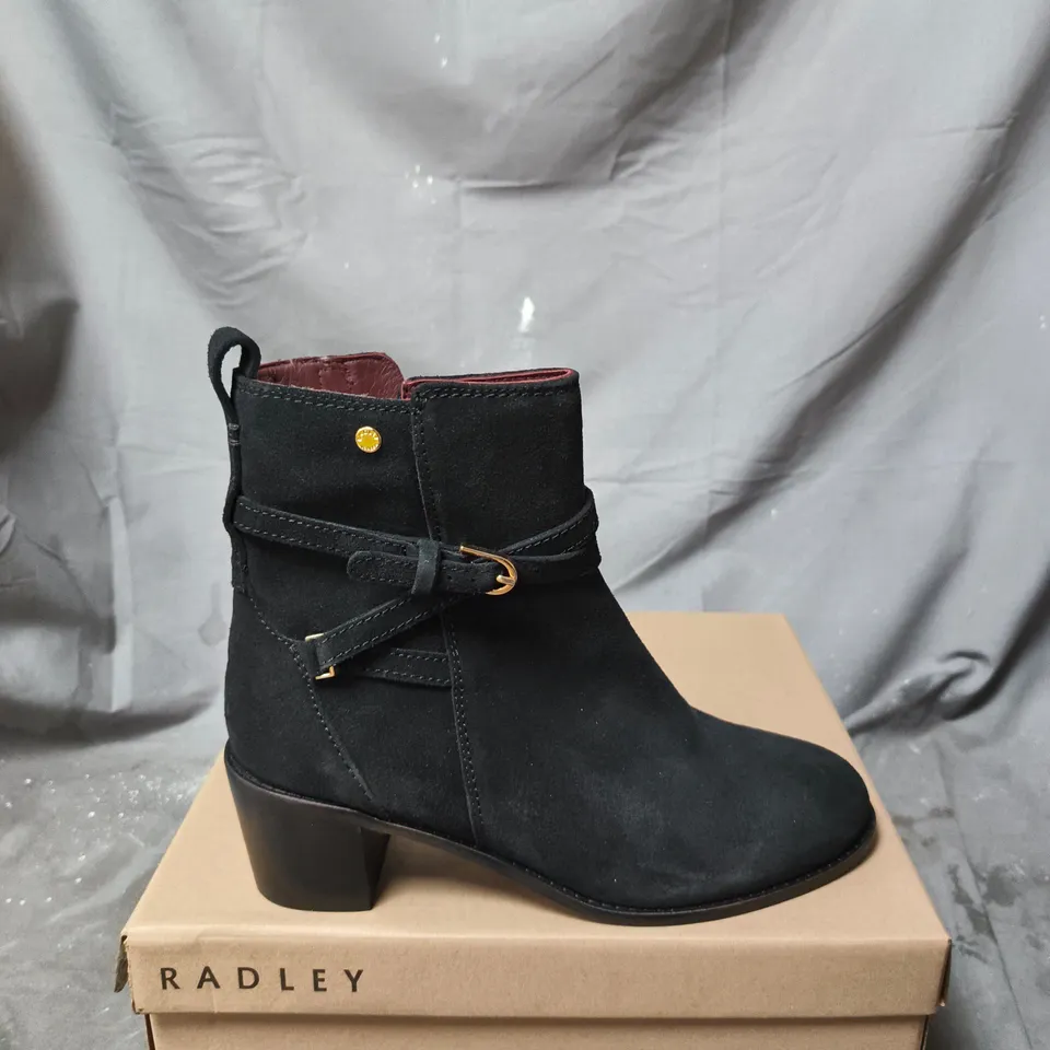 BOXED RADLEY ACER WALK LADIES BLACK SUEDE ANKLE BOOTS, UK 7