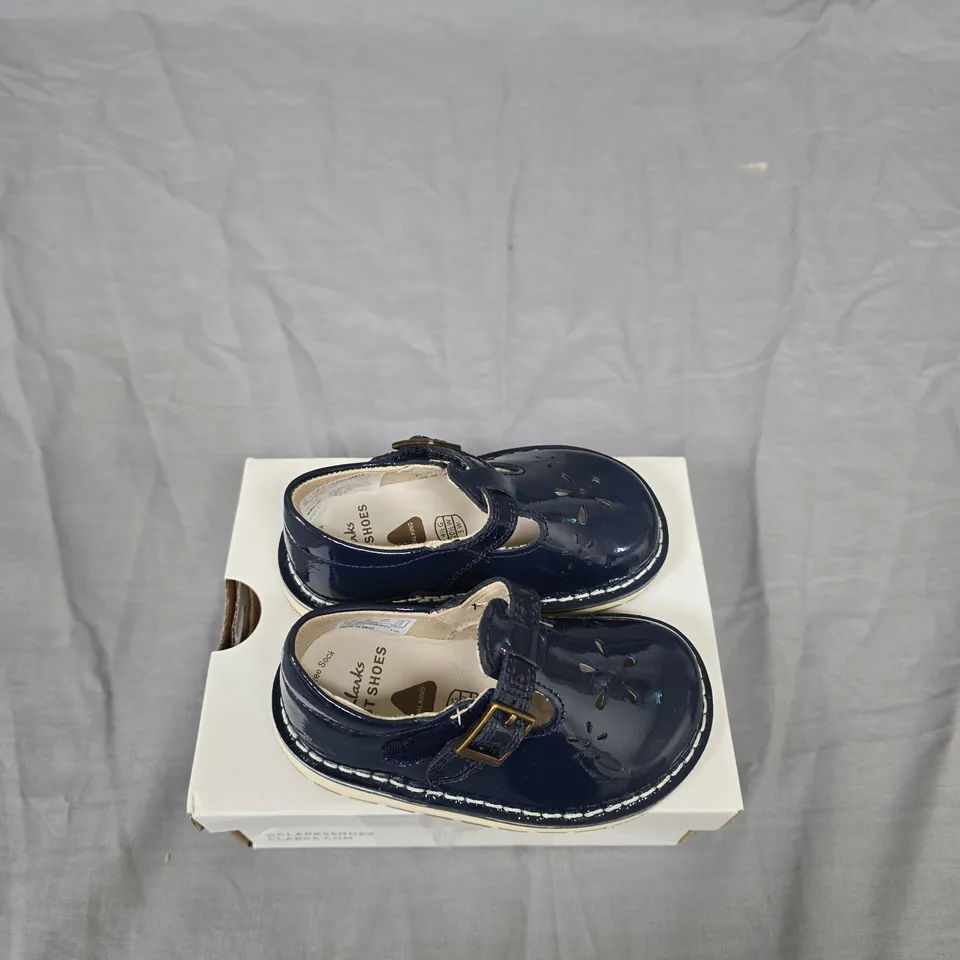 CLARKS JOYFUL SKIP T. NAVY PATENT KIDS' SHOES – UK 4½ (EU 20½)