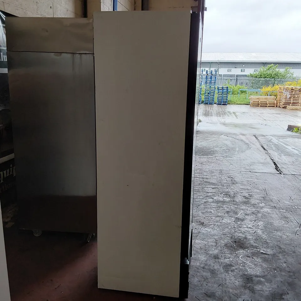 DERBY G48C COMMERCIAL REFRIGERATOR