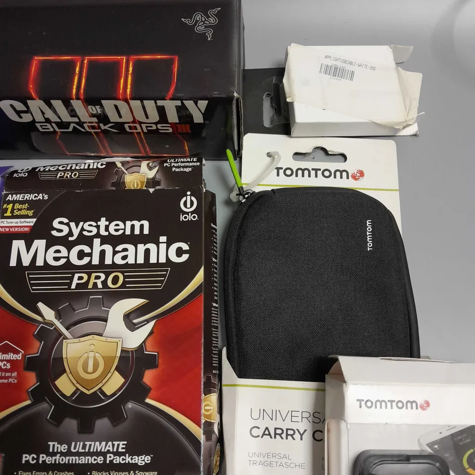 LOT OF 10 ASSORTED TECH ITEMS TO INCLUDE ULTIMATE EARS BLUETOOTH SPEAKER, TOMTOM CURFER AND CALL OF DUTY MOUSE MAT