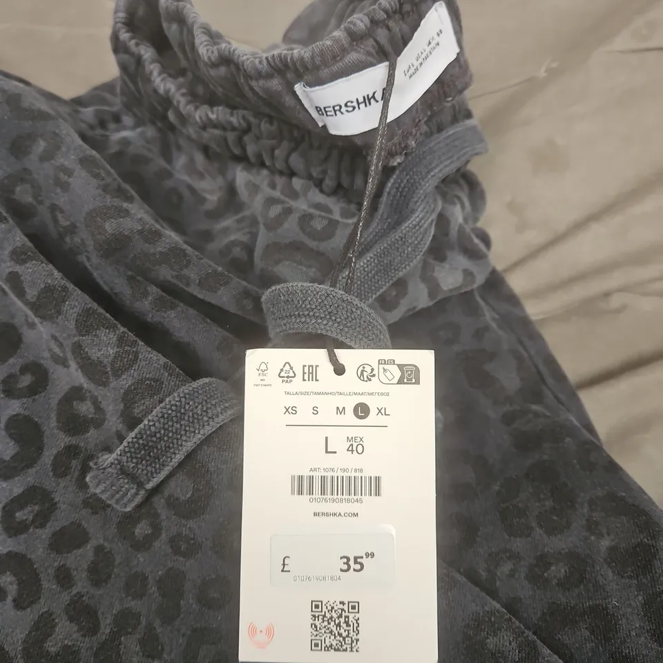 BERSHKA WOMEN’S LEOPARD PRINT JOGGERS – GREY, UK 12