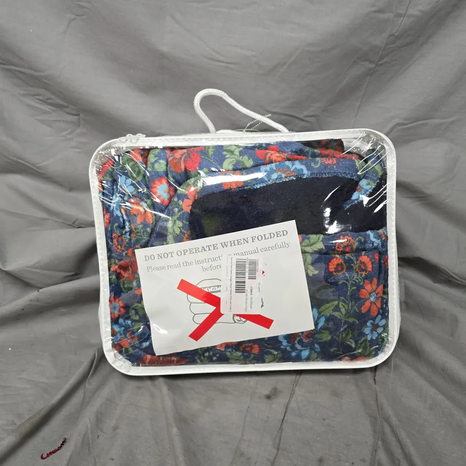 SARA BY SARA DAVIES SNUGGLY SHERPA HEATED THROW WITH 9 HEAT SETTINGS