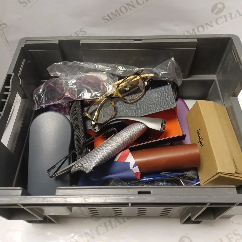 LOT OF APPROXIMATELY 15 PAIRS OF GLASSES AND SUNGLASSES TO INCLUDE SUZUKI, JOHN LENNON EYEWEAR, MAGNIVISION, ETC