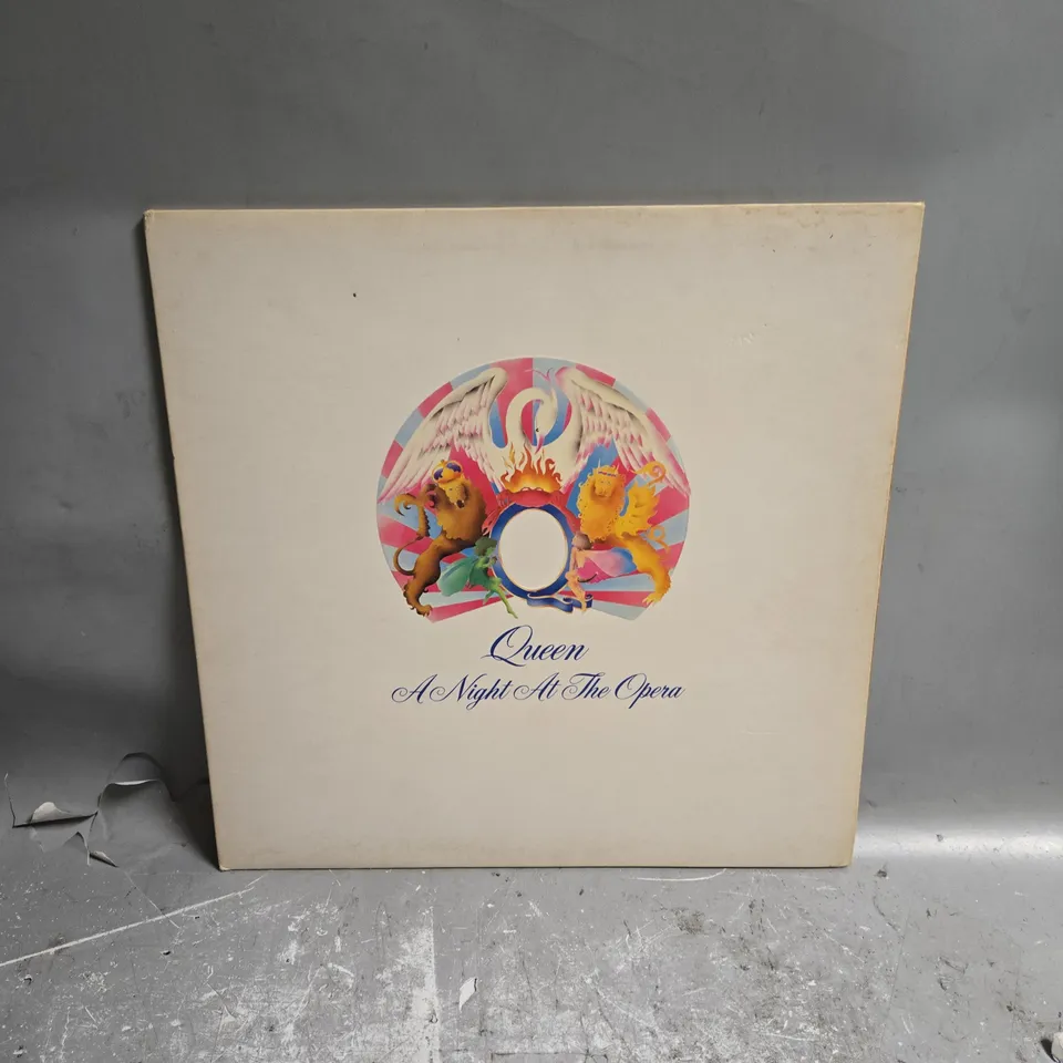 QUEEN A NIGHT AT THE OPERA VINYL 