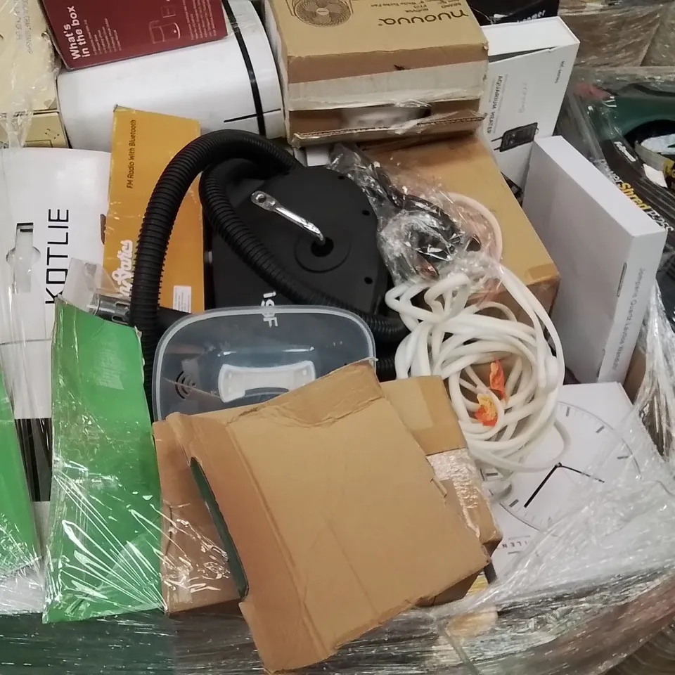 PALLET CONTAINING A LARGE QUANTITY OF ELECTRICAL PRODUCTS TO INCLUDE;TURNTABLE,FAN,INSECT BUG KILLER 