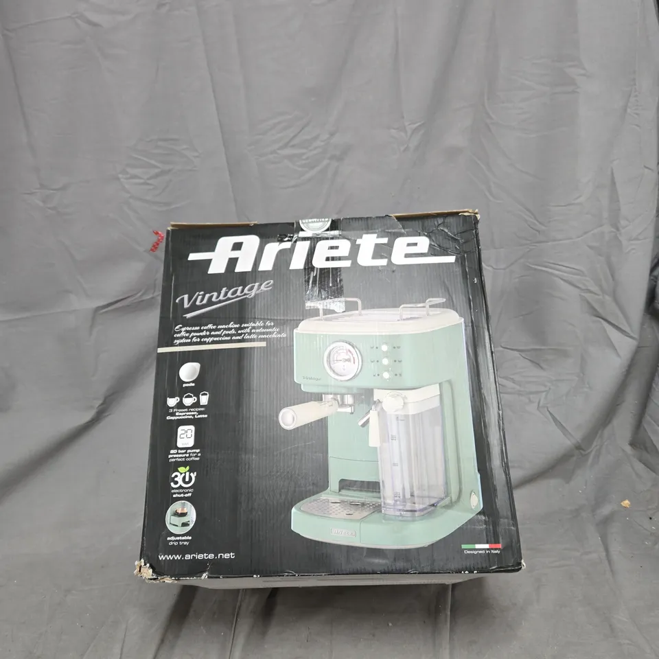 ARIETE VINTAGE ESPRESSO COFFEE MACHINE – GREEN (BOXED)