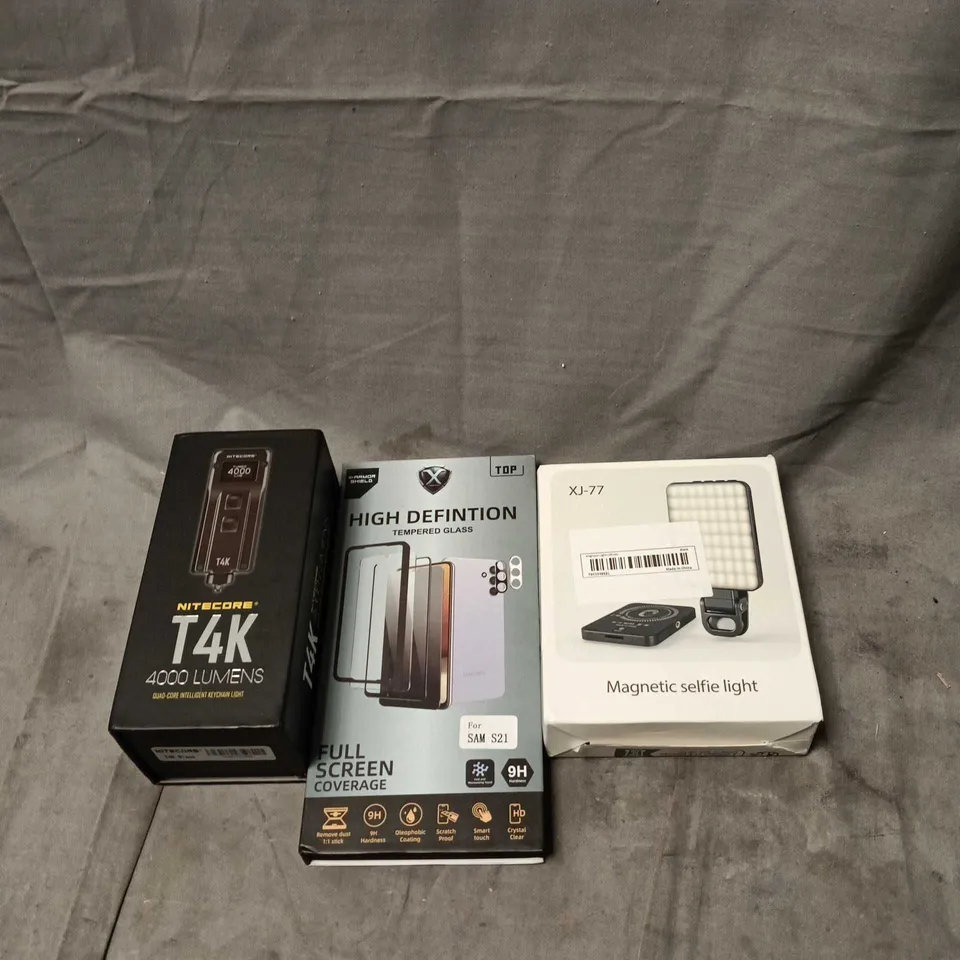 APPROXIMATELY 12 ASSORTED ITEMS TO INCLUDE SELFIE LIGHT,  X PREMIER SHIELD SCREEN PROTECTOR, KEYCHAIN LIGHT ETC