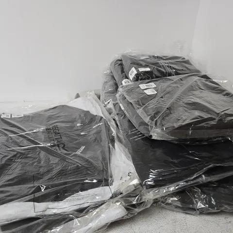 BOX OF APPROXIMATELY 18 BRAND NEW REGATTA CLOTHING ITEMS IN VARIOUS STYLES , COLOURS AND SIZES