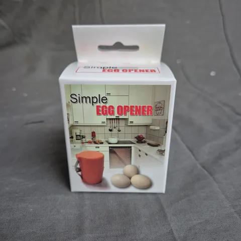 LARGE QUANTITY OF SIMPLE EGG OPENERS