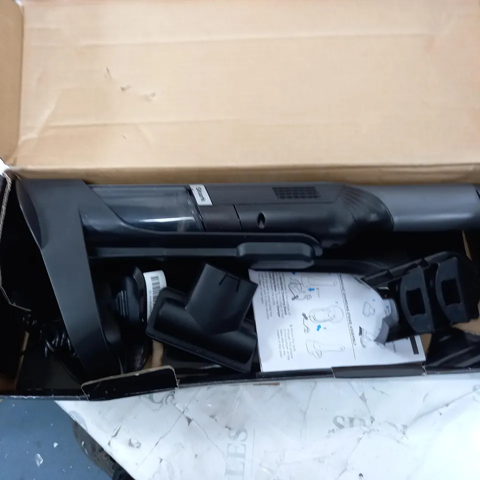 BOXED SHARK CORDLESS HANDHELD VACUUM CLEANER WV200UK