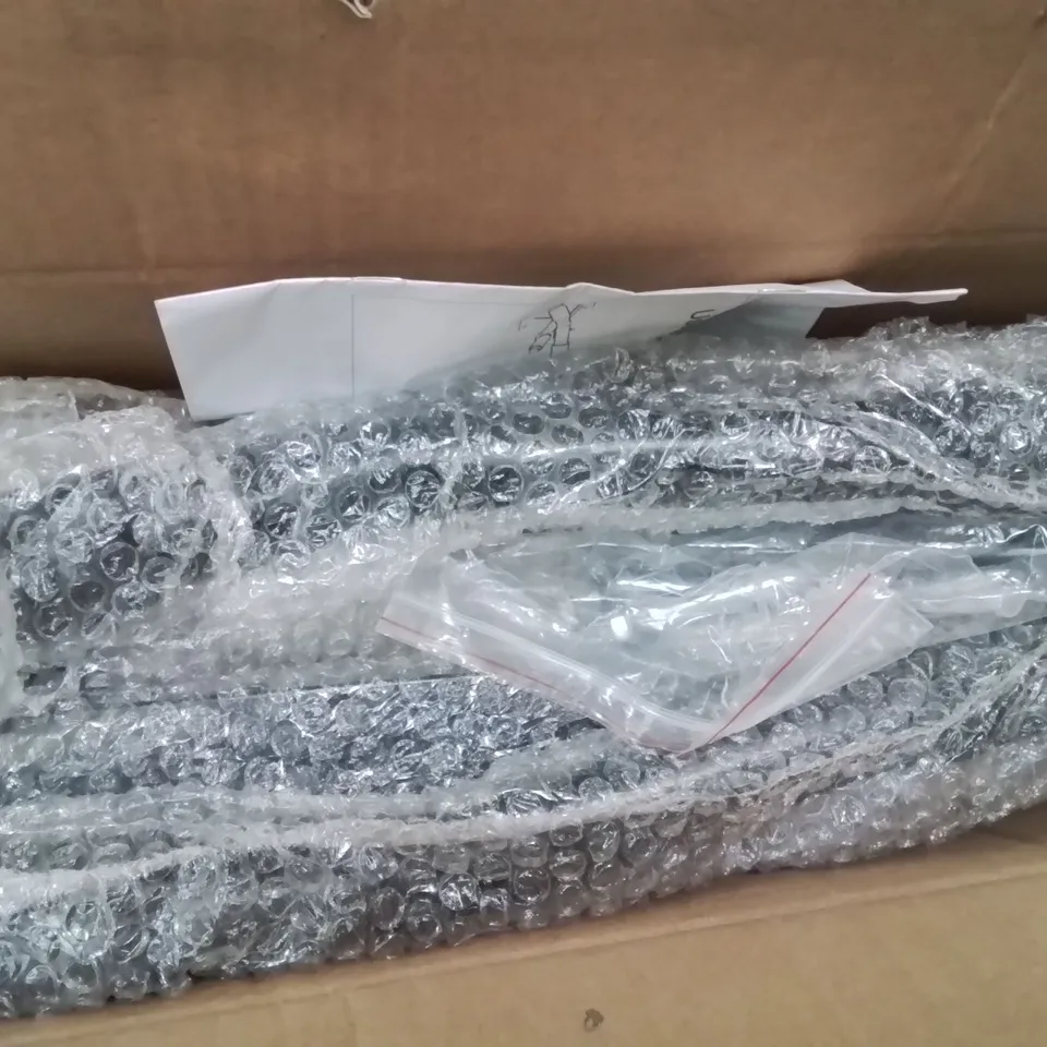 BOXED PULL UP BAR 