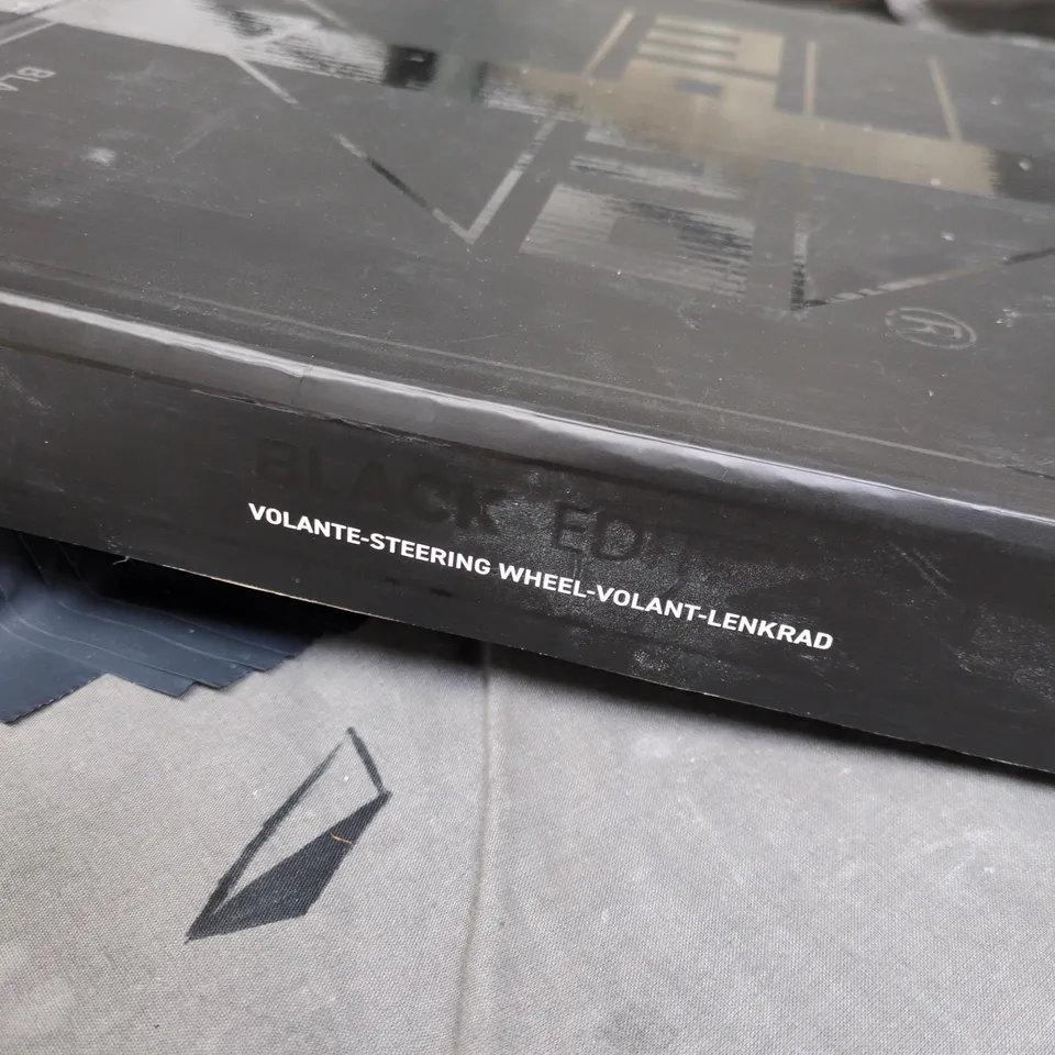VOLANTE STEERING WHEEL 