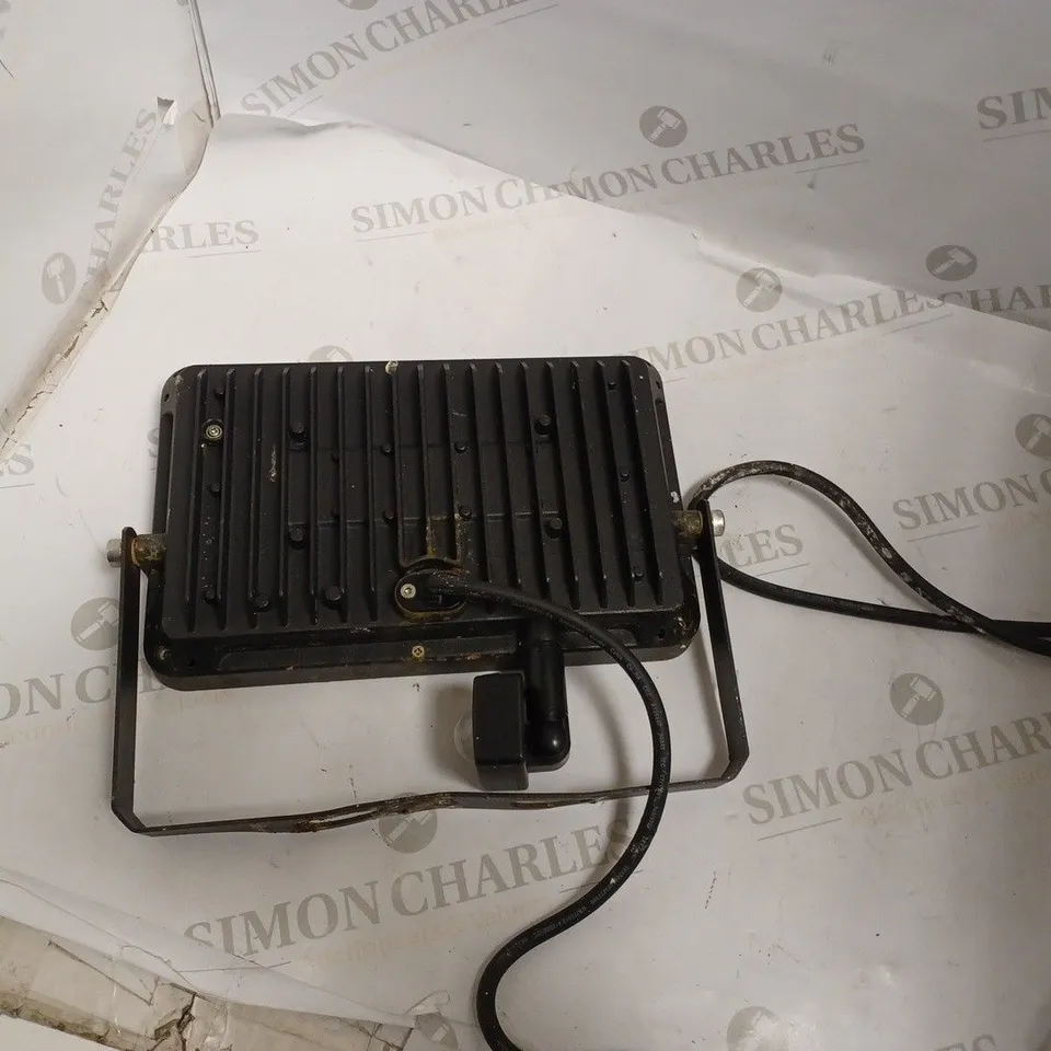 NOVSTELLA FLOOD LIGHT