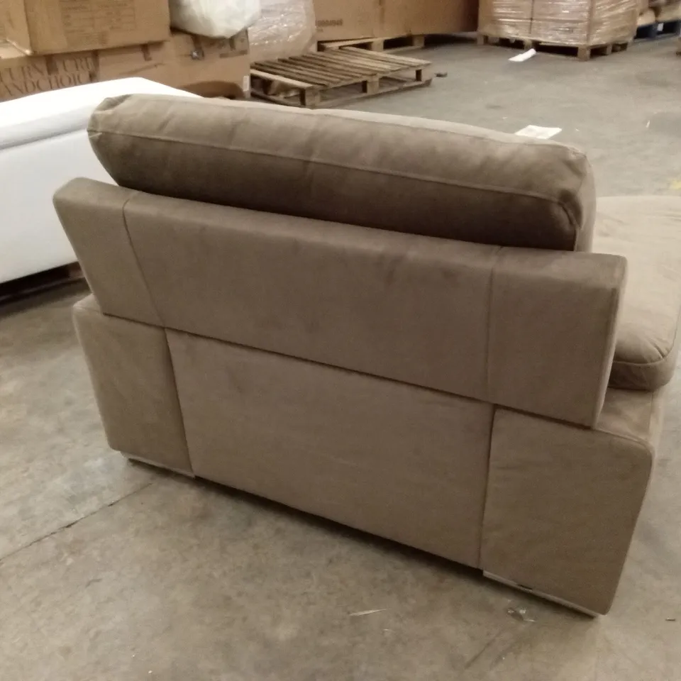 KANSAS ARMCHAIR, BEIGE CLASSIC VELVET