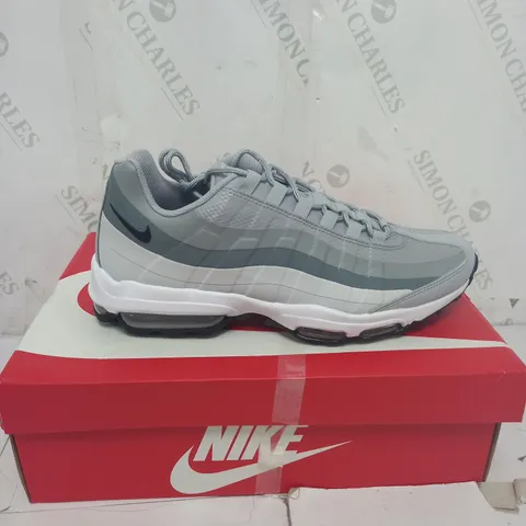 BOXED NIKE AIR MAX 95 ULTRA SIZE 9