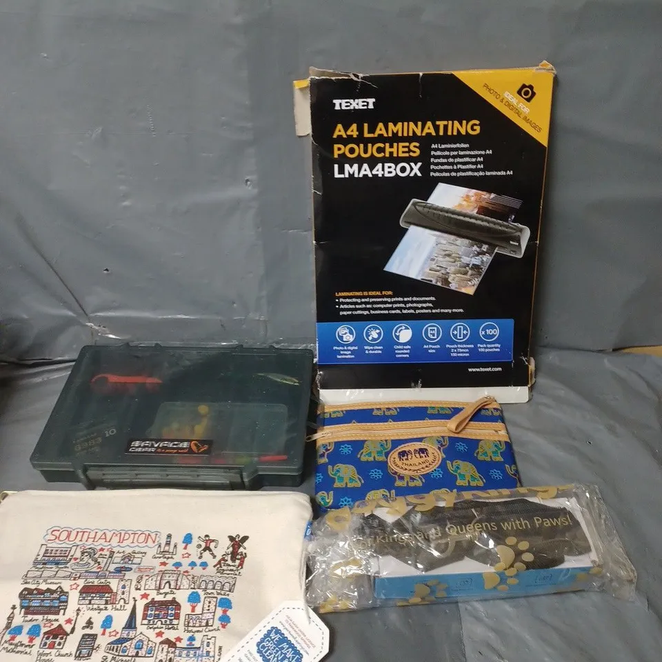 APPROXIMATELY 15 HOUSEHOLD ITEMS TO INCLUDE LAMINATING POUCHES, DOGGY KINGS FUR TRIMMER AND FISHING TACKLE KIT