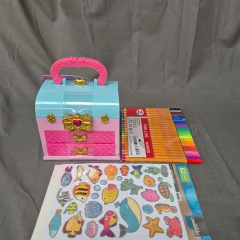 LARGE BOX OF ASSORTED TOYS AND GAMES TO INCLUDE STICKERS, PENS AND MAGICAL UNICORN