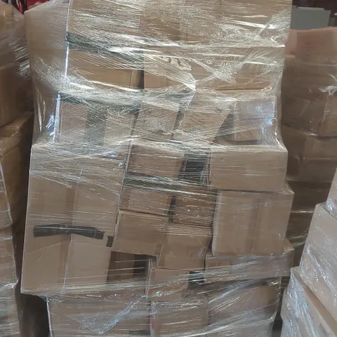 PALLET CONTAINING A VERY LARGE QUANTITY OF ASSORTED DESIGNER LIGHTING PRODUCTS