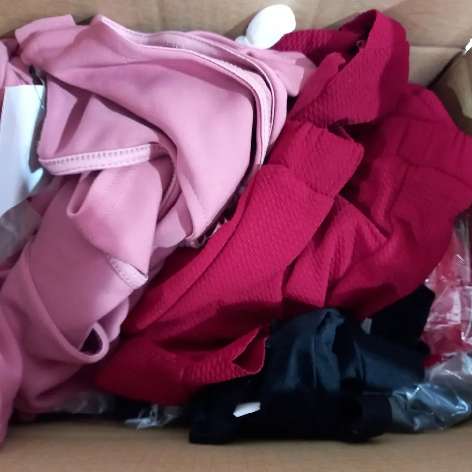 BOX OF 10 ASSORTED CLOTHING ITEMS TO INCLUDE - MIRROR IMAGE 