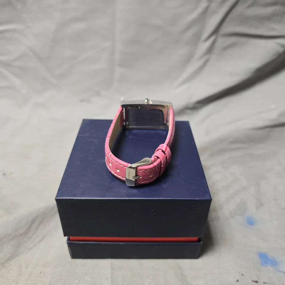 LADIES STOCKWELL WATCH – TEXTURED DIAL WITH SUB DIAL SECONDS HAND – LEATHER STRAP – GIFT BOX