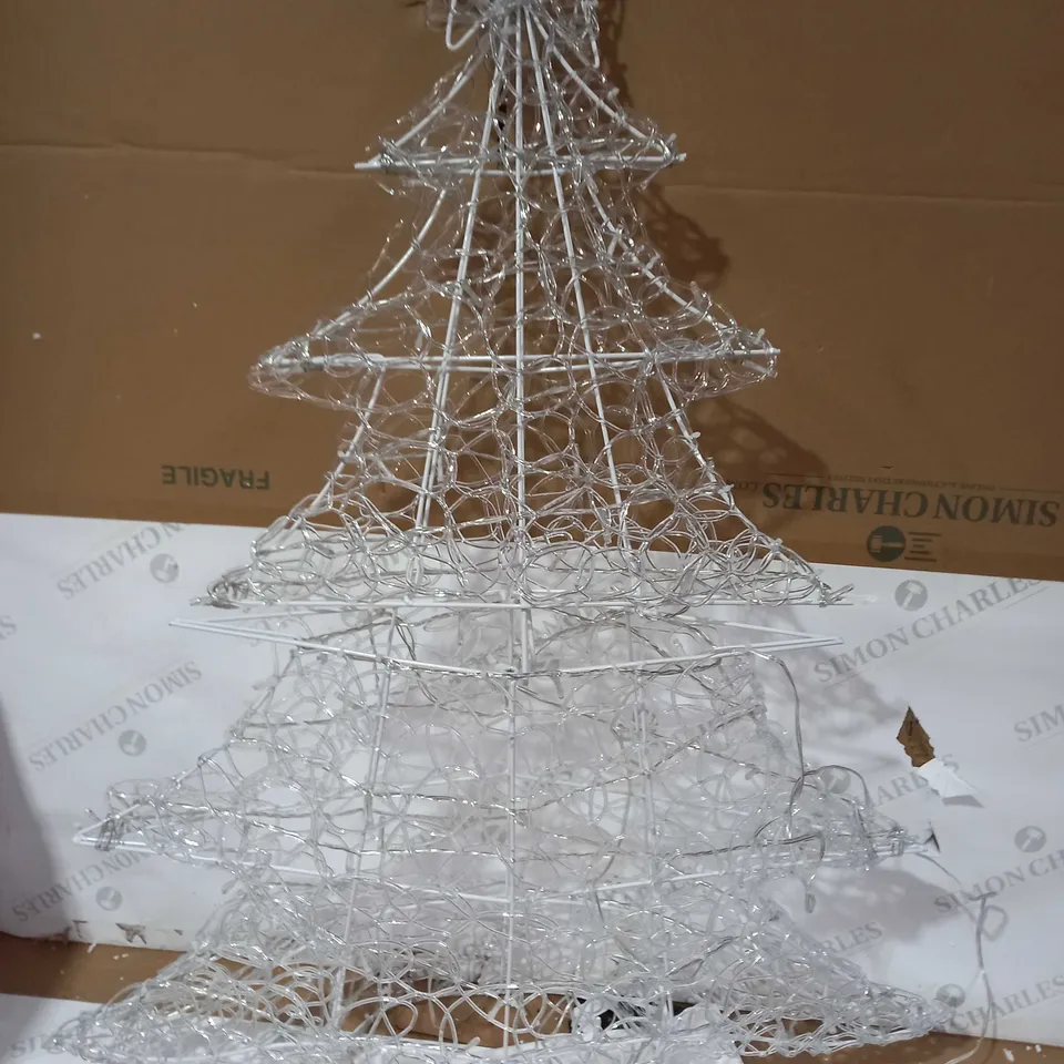 FESTIVE OUTDOOR AND INDOOR PRE-LIT LED LARGE DECORATION CHRISTMAS TREE 