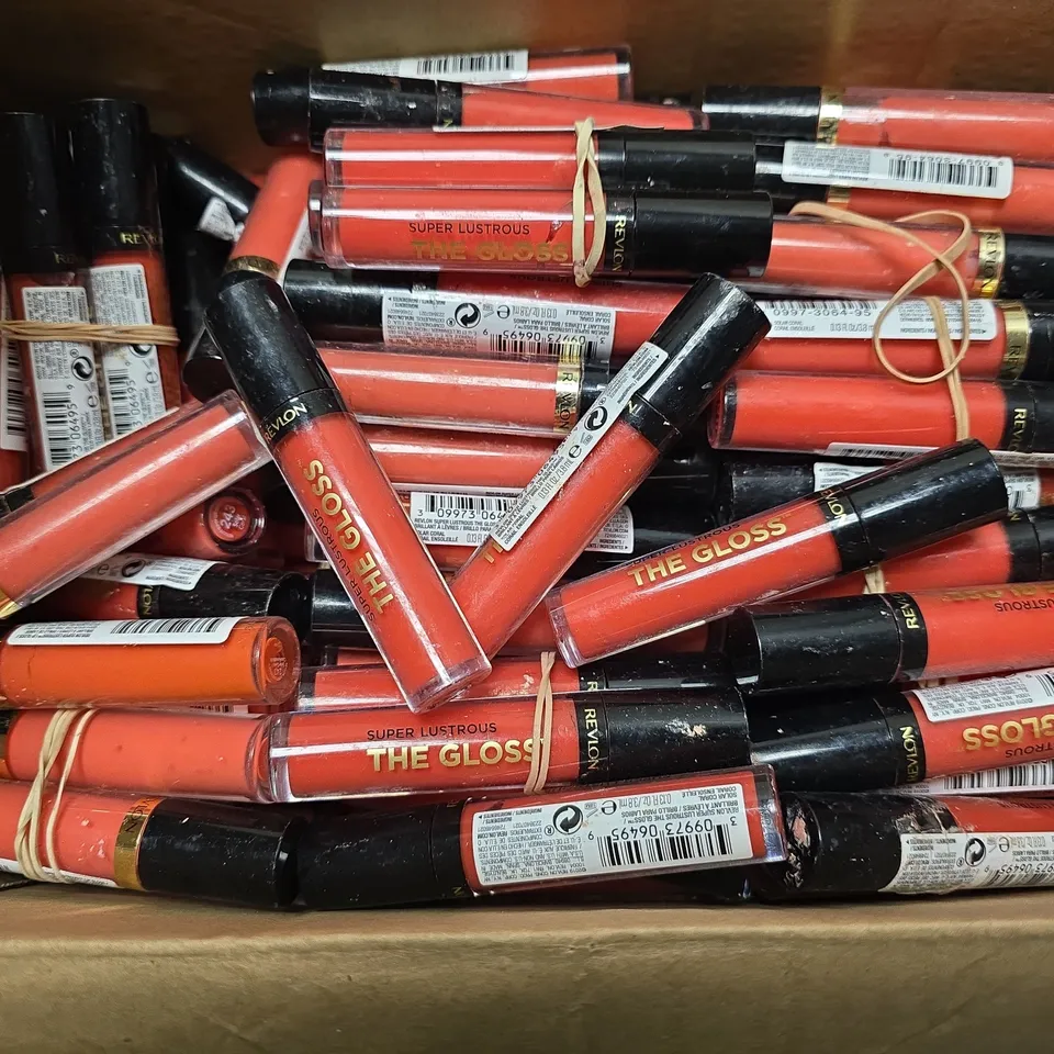 BOX OF APPROXIMATELY 45 REVLON SUPER LUSTROUS THE GLOSS 243 SOLAR CORAL 