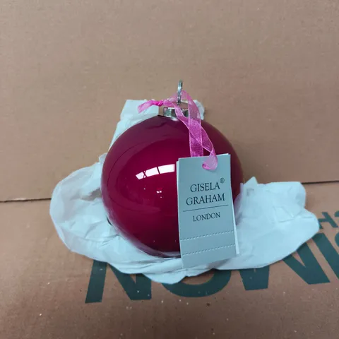 APPROXIMATELY 45 GISELA GRAHAM PLAIN GLASS MAGENTA BAUBLES