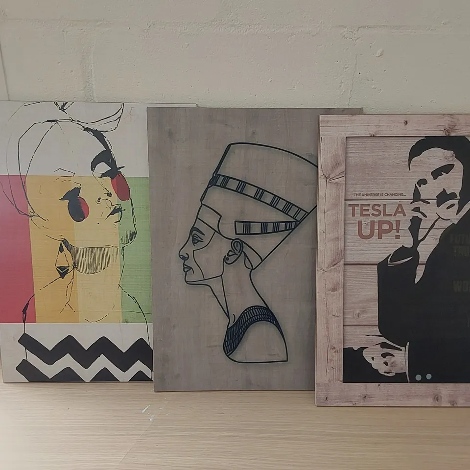 10 X BRAND NEW BOXED DECORATIVE WOODEN PANEL PIECES - DESIGNS VARY