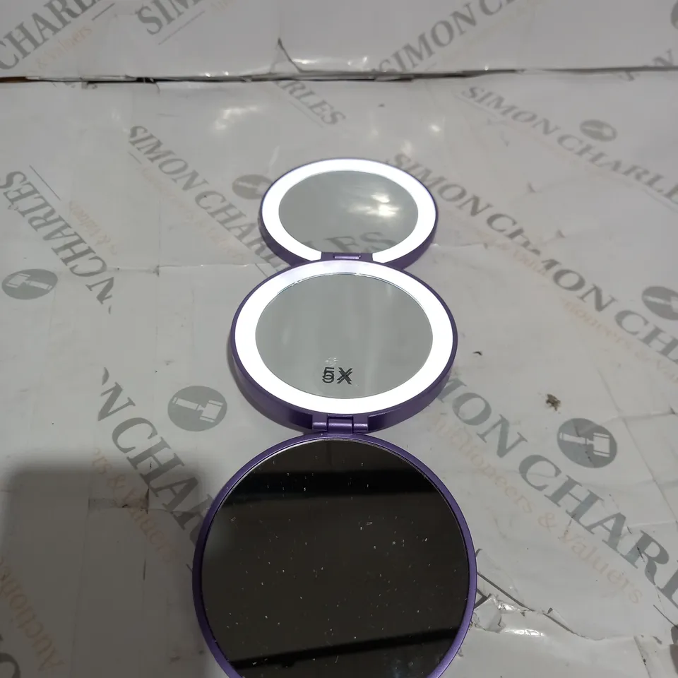 SIMPLY BEAUTY FOLDING TRIO MIRROR