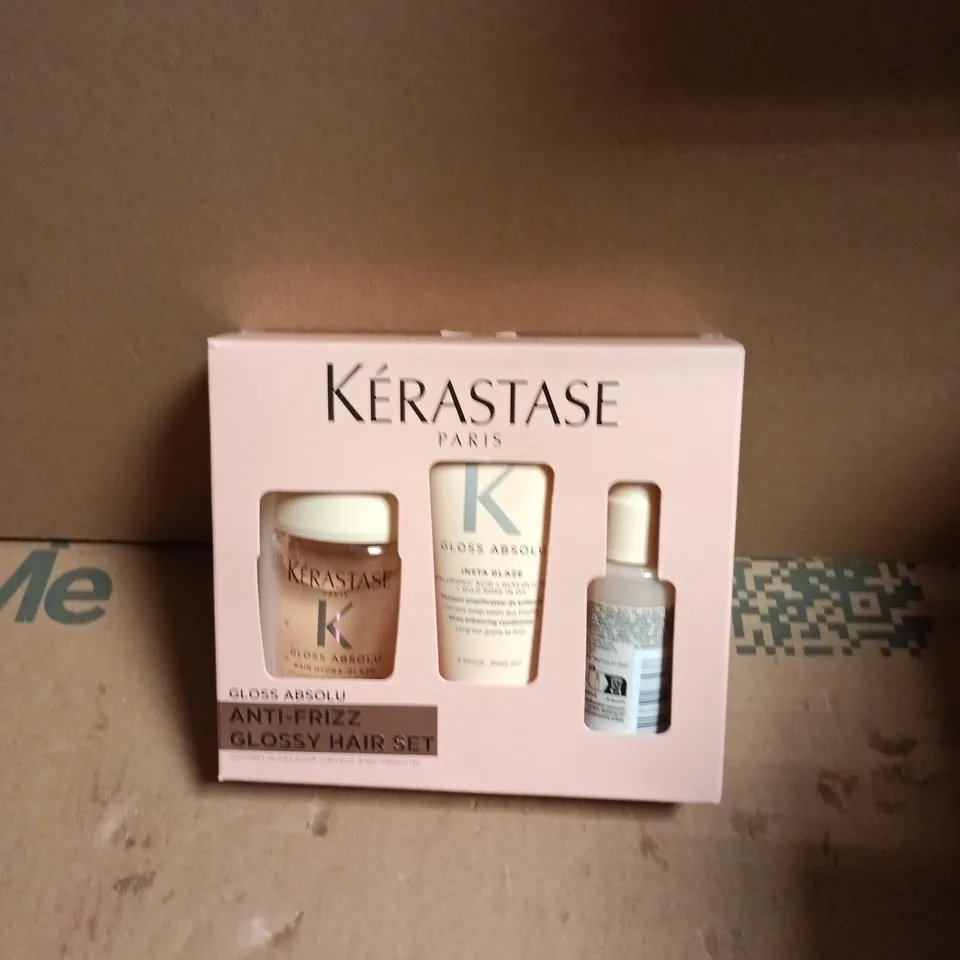 KÉRASTASE  PARIS GLOSS ABSOLU ANTI-FRIZZ GLOSSY HAIR SET