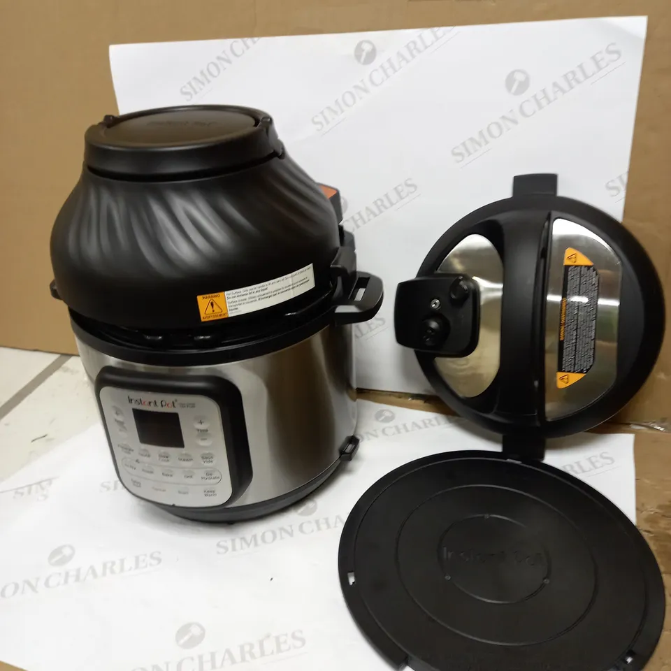 INSTANT POT DUO CRISP AIR FRYER MULTICOOKER