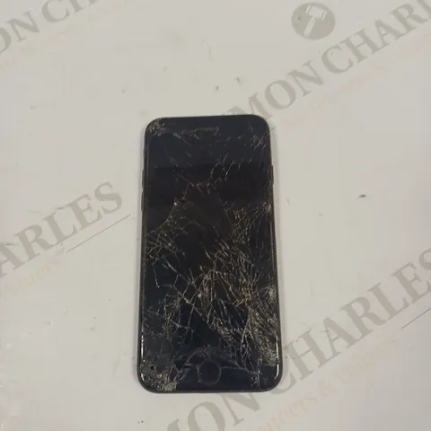 APPLE IPHONE 7 (A1778) SMARTPHONE