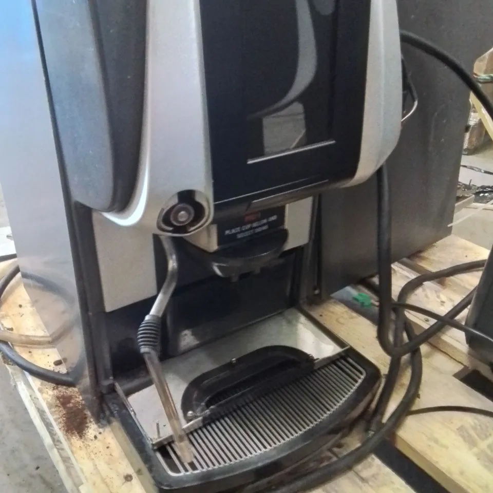 EGRO ONE TOP MILK BEAN TO CUP COFFEE MACHINE WITH KS7 FRIDGE