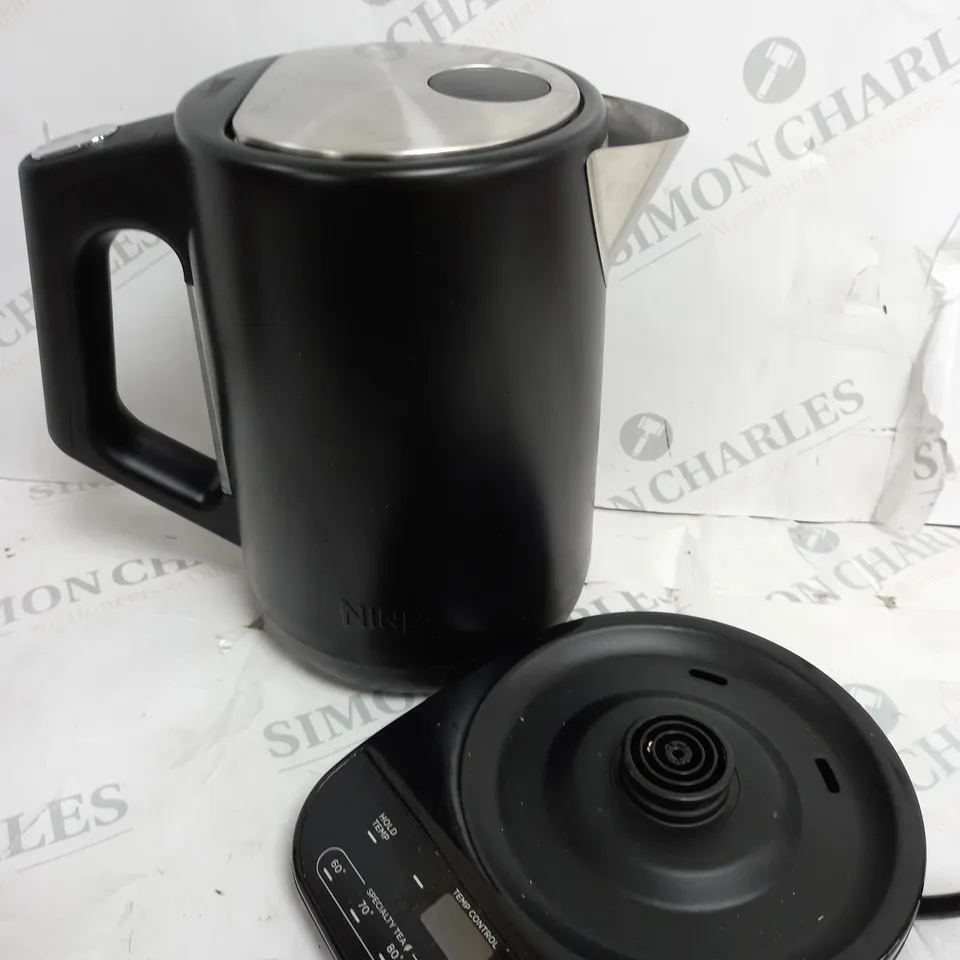 BOXED NINJA PERFECT TEMPERATURE KETTLE KT200UK