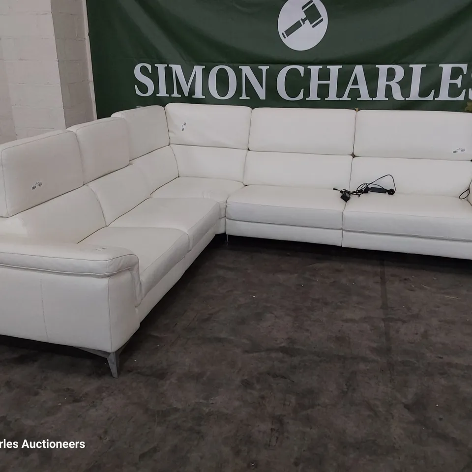 QUALITY ITALIAN DESIGNER FLAVIO POWER RECLINING CORNER GROUP WITH ADJUSTABLE HEADRESTS WHITE LEATHER 