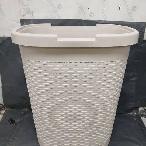 ADDIS FAUX RATTAN LAUNDRY HAMPER