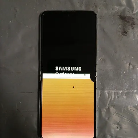 SAMSUNG GALAXY FOLD 5 SMARTPHONE 