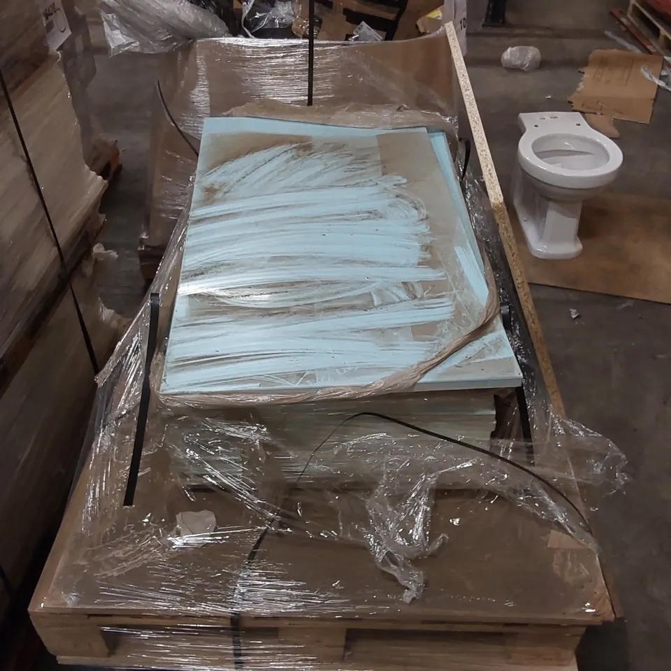 PALLET OF LARGE QUANTITY OF KITCHENS/BEDROOM REPLACEMENT CABINET DOOR/DRAWER/END PANELS IN ASSORTED SIZES