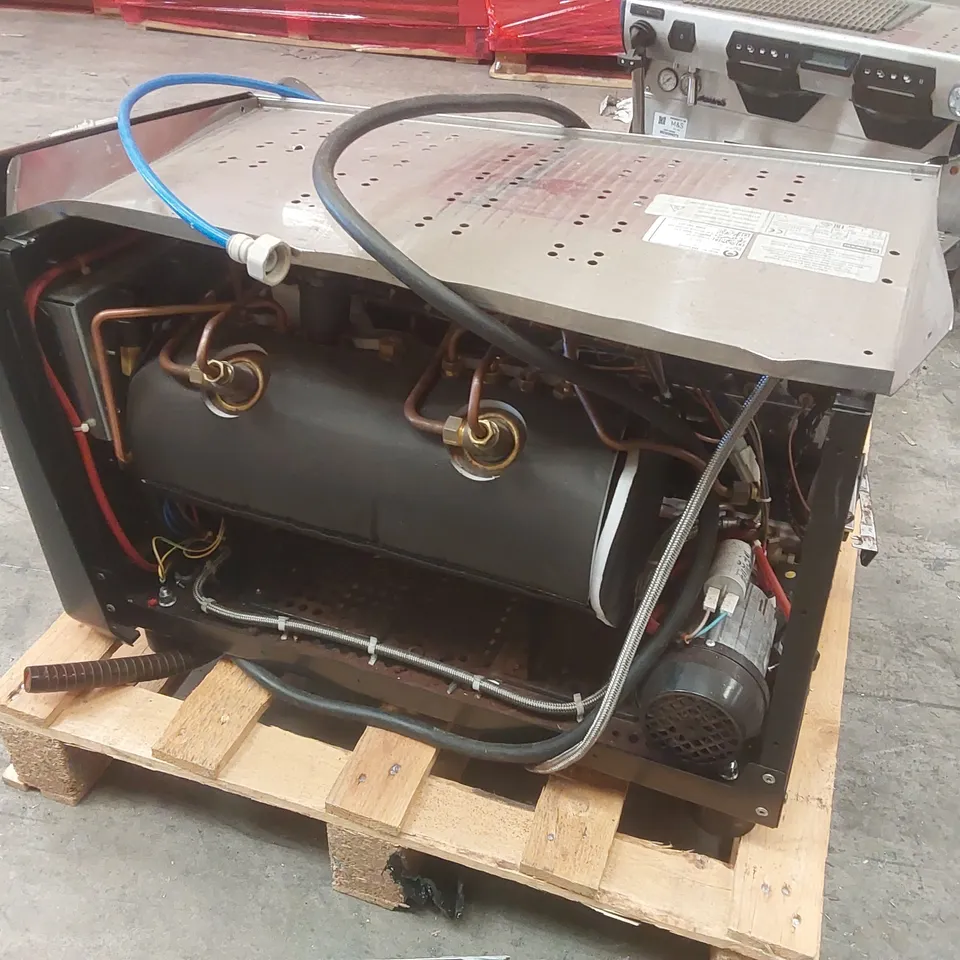 RANCILIO CLASSE 7 2 GROUP COMMERCIAL COFFEE MACHINE WITH ISTEAM