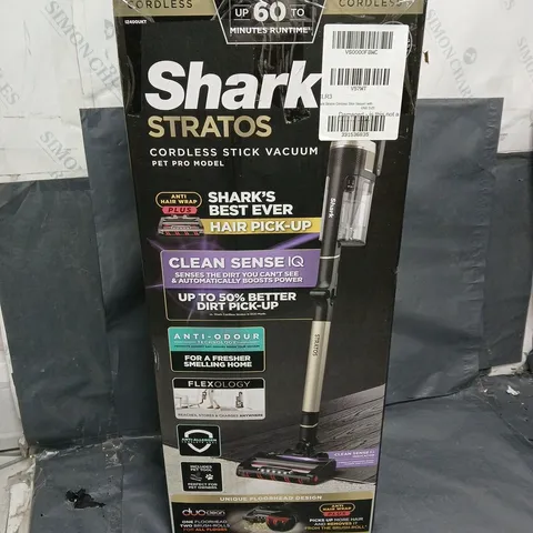 SHARK STRATOS CORDLESS STICK VACUUM CLEANER WITH ANTI HAIR-WRAP 