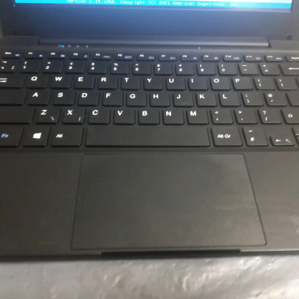 DYNABOOK EUROPE GMBH E10-G-106